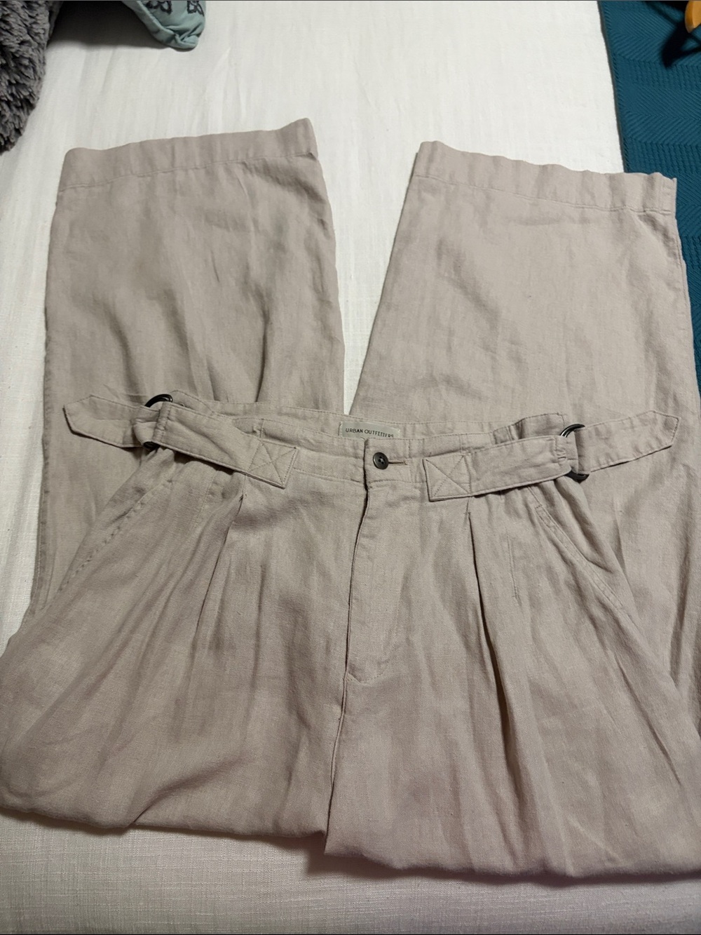 Urban Outfitters Light Taupe Pleated Linen-Blend Chinos